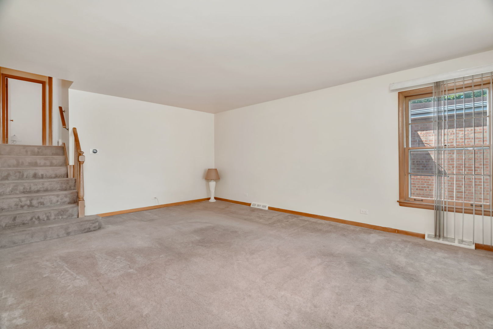 8844 S Francisco Avenue, Evergreen Park, IL 60805