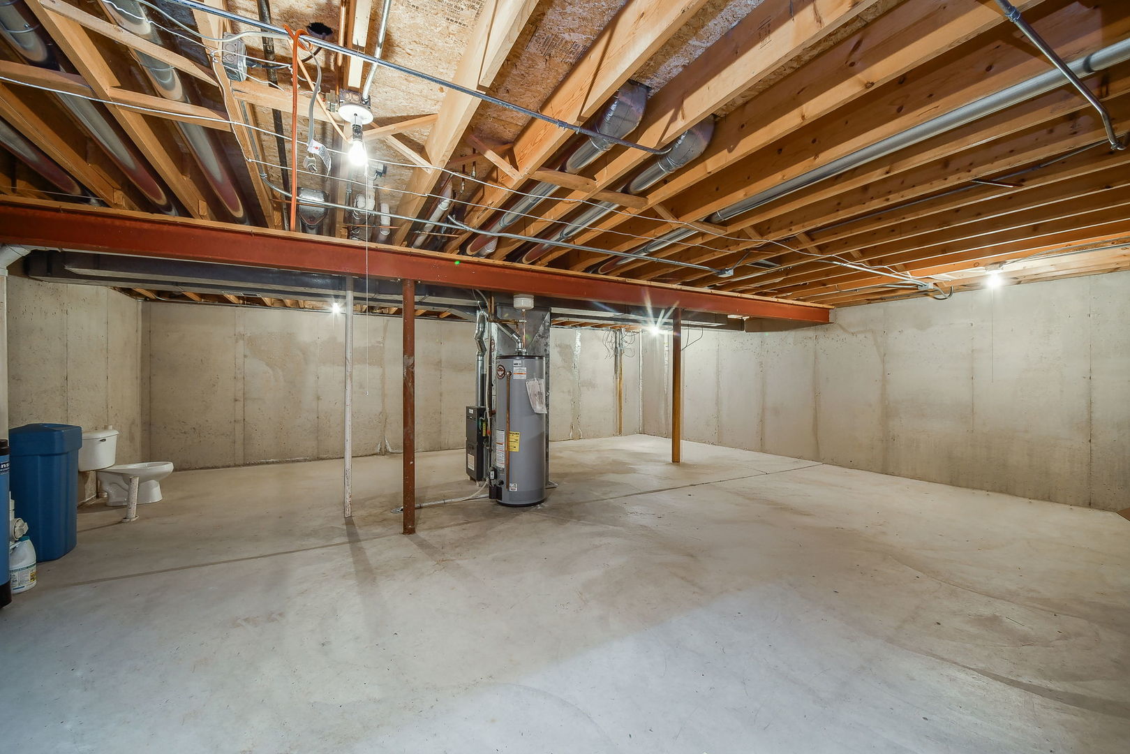 22 Silver Trail, North Aurora, IL 60542