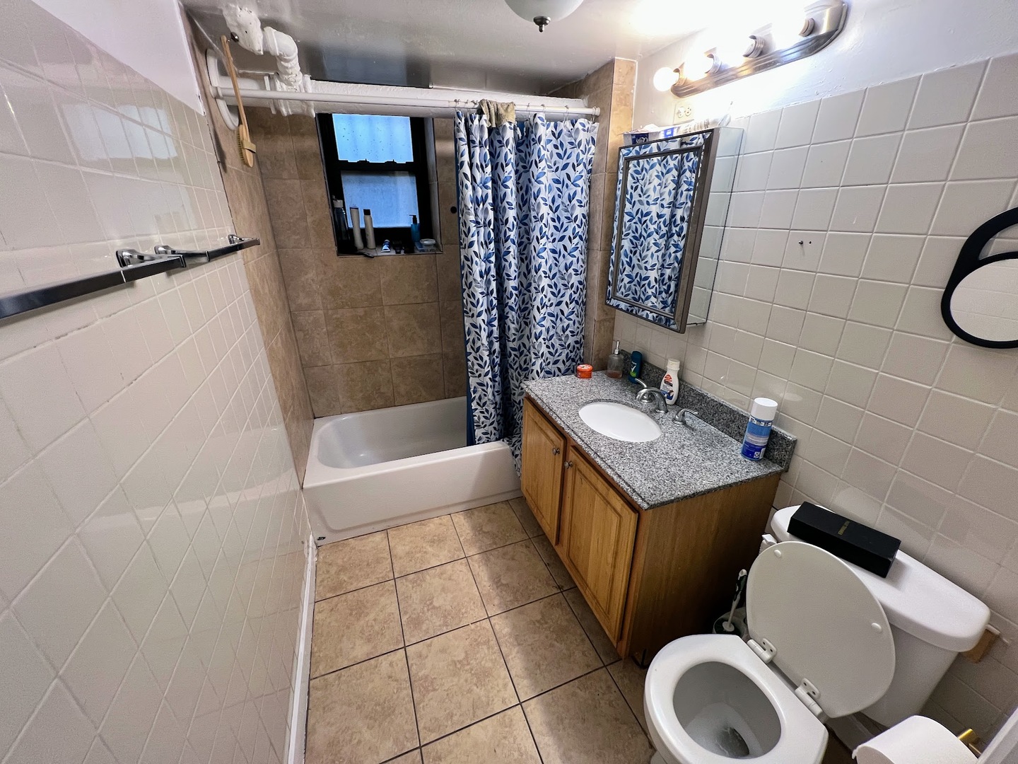 3216 W ALTGELD Street #G, Chicago, IL 60647