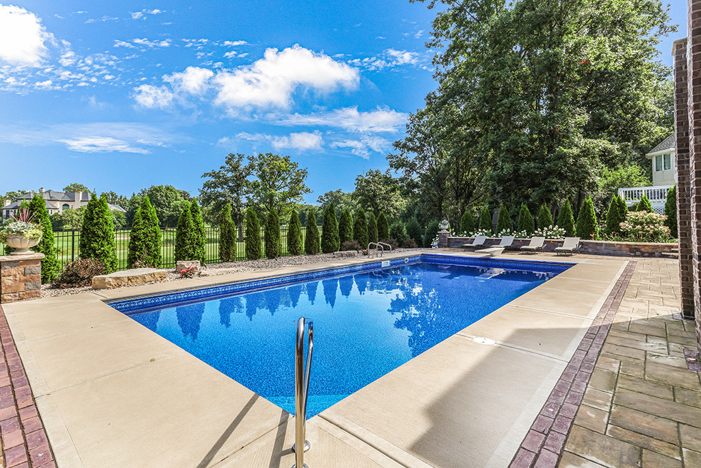 14151 131st Street, Lemont, IL 60439