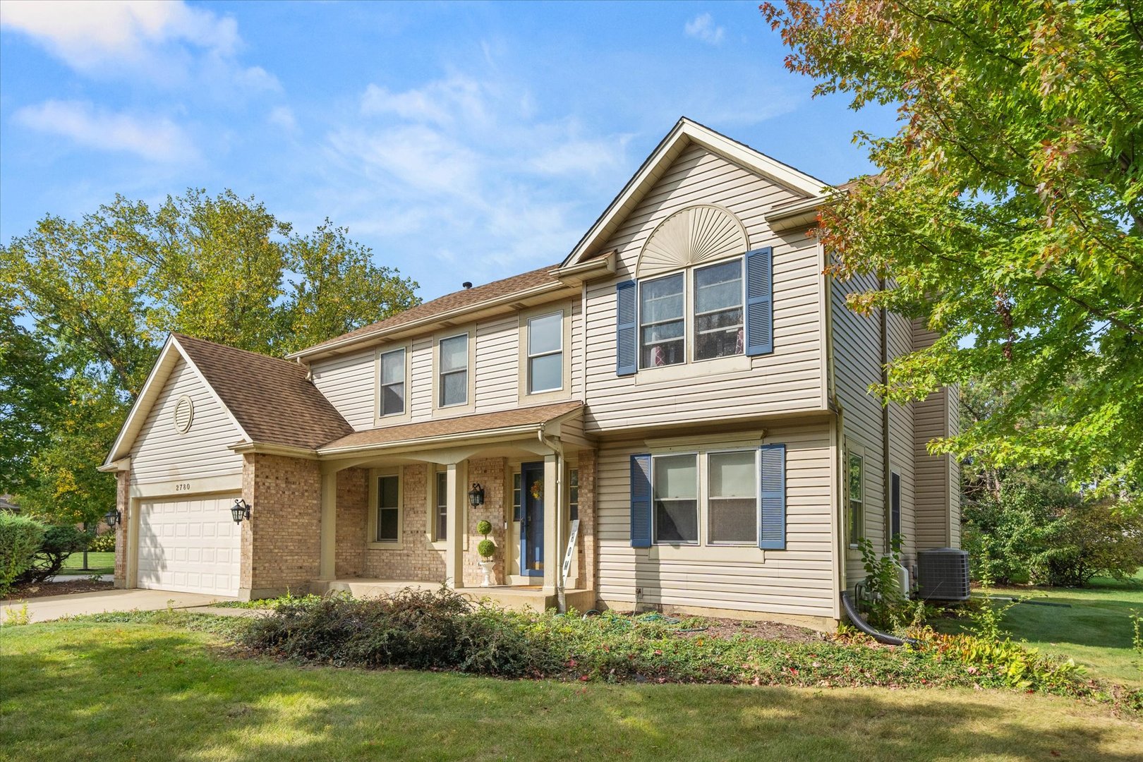 2780 Carriage Way, Aurora, IL 60504