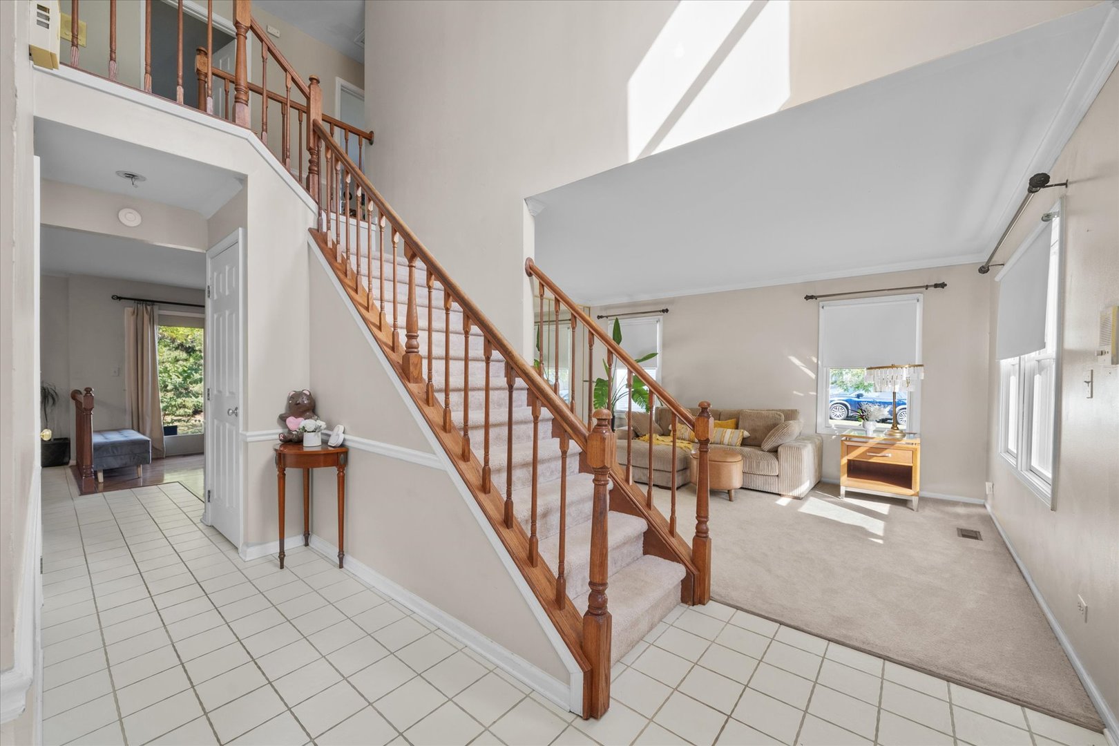 2780 Carriage Way, Aurora, IL 60504