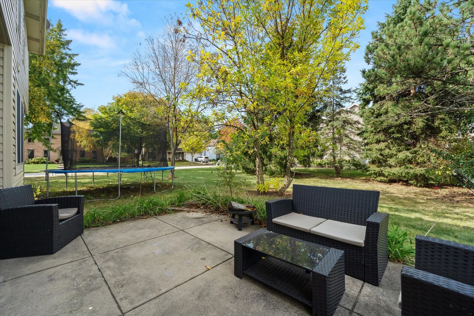 2780 Carriage Way, Aurora, IL 60504