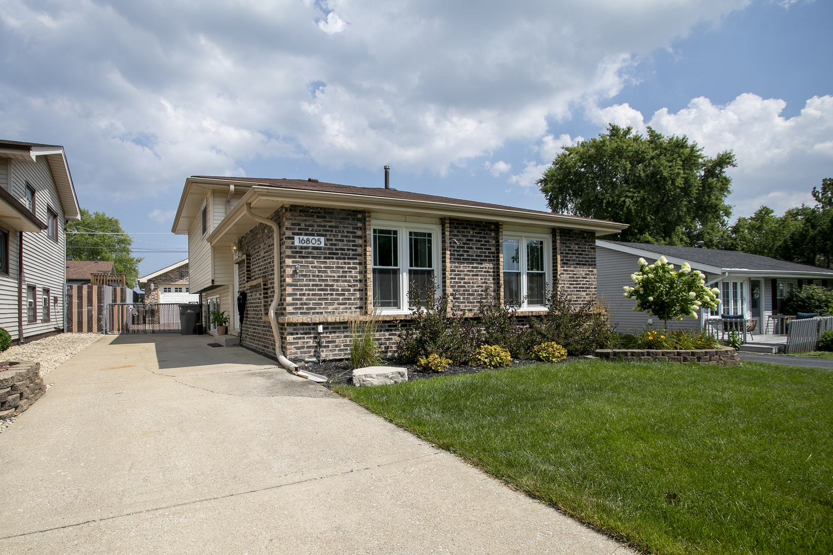 16805 Hilltop Avenue, Orland Hills, IL 60487