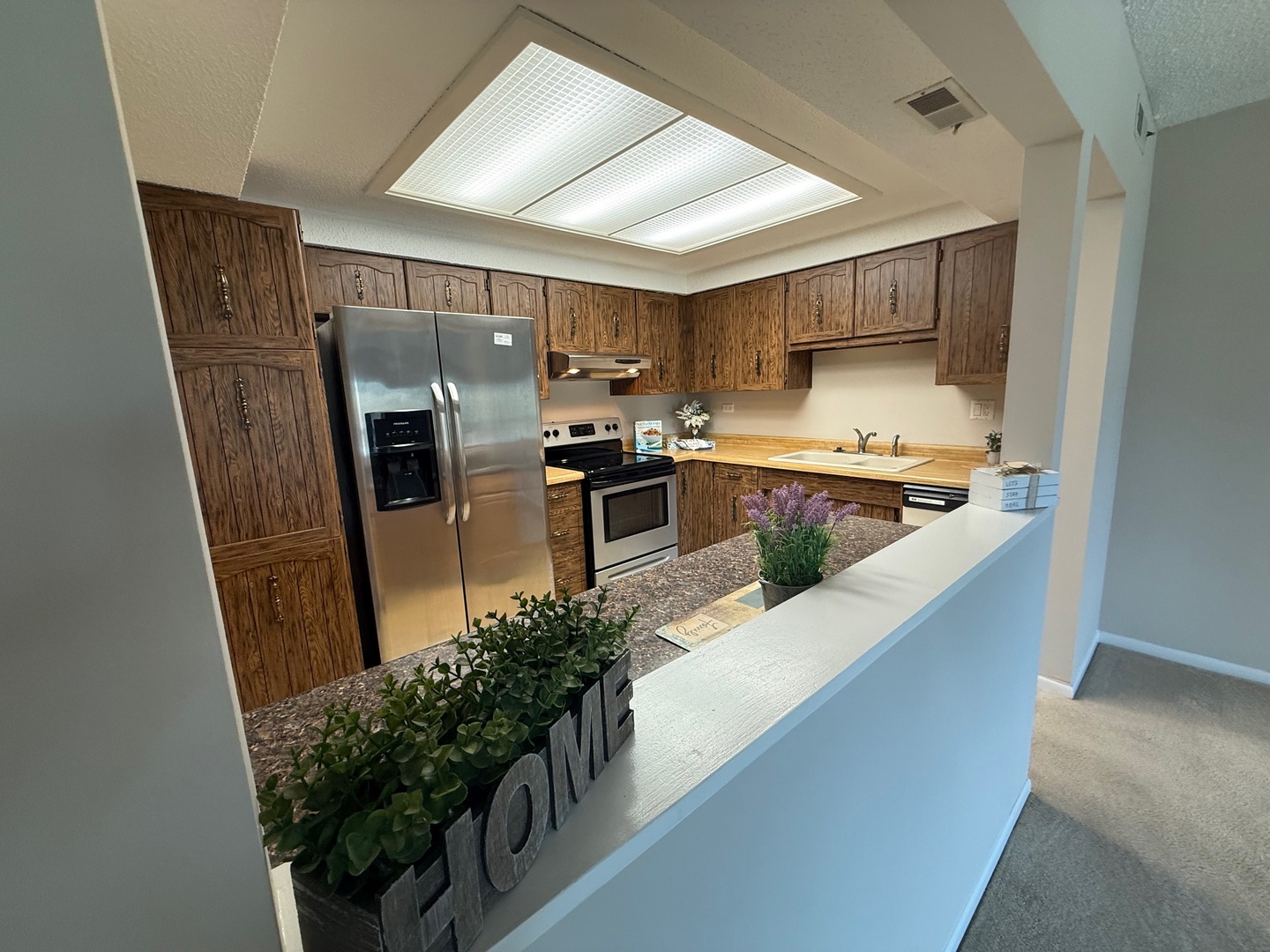 650 Whitney Court #203, Gurnee, IL 60031