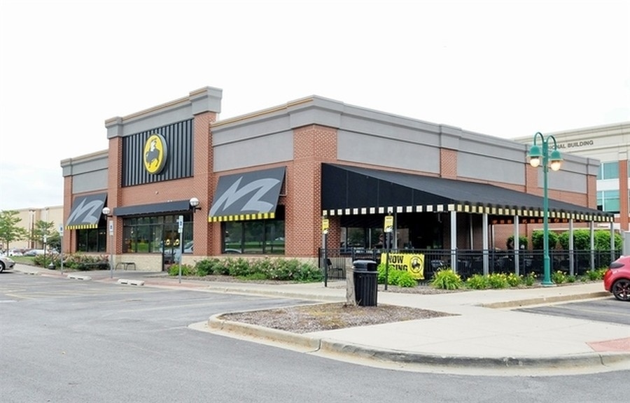 6420 Double Eagle Drive #403, Woodridge, IL 60517