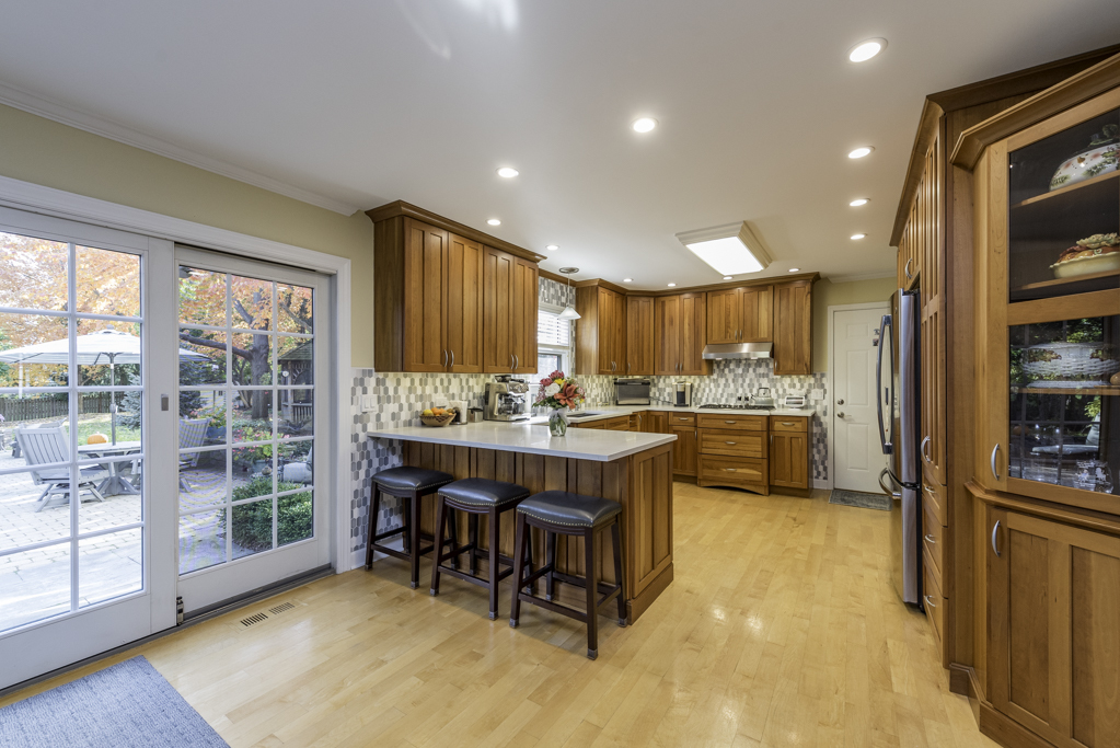 543 Long Hill Road, Gurnee, IL 60031