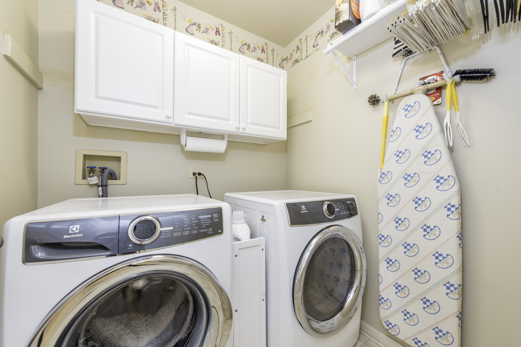 543 Long Hill Road, Gurnee, IL 60031