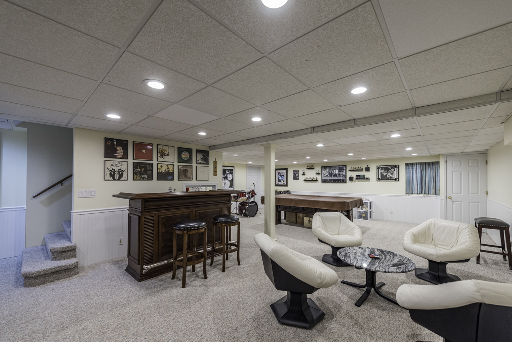 543 Long Hill Road, Gurnee, IL 60031