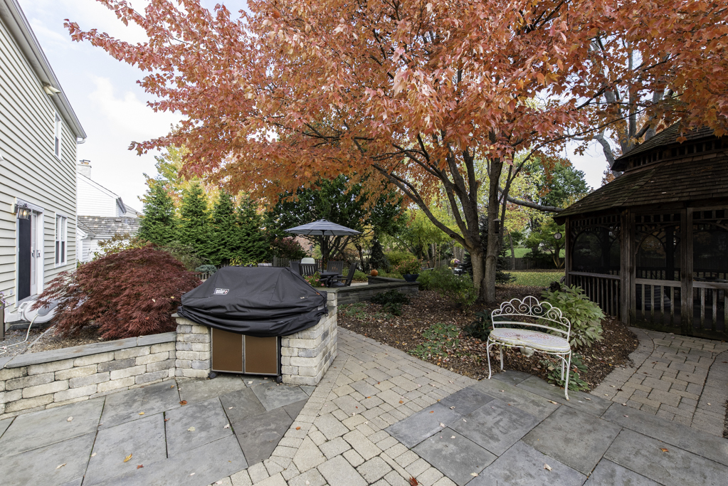 543 Long Hill Road, Gurnee, IL 60031