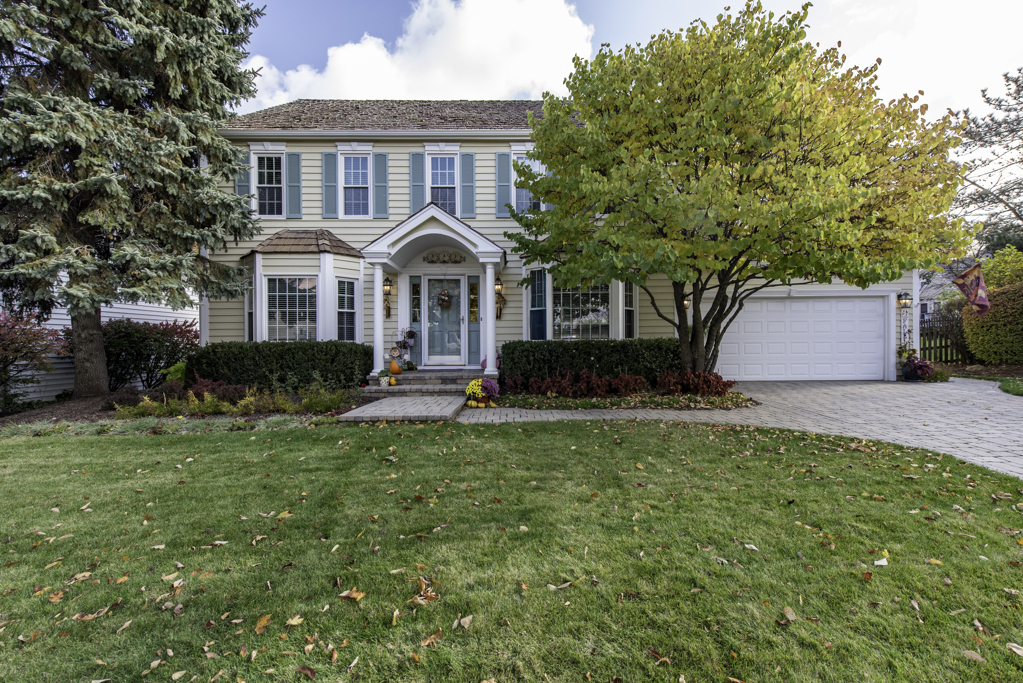 543 Long Hill Road, Gurnee, IL 60031
