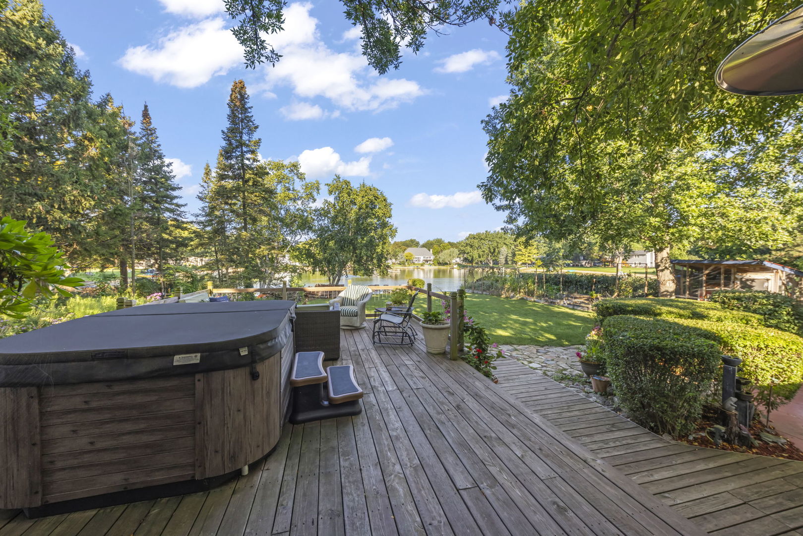 10S506 Whittington Lane, Naperville, IL 60564