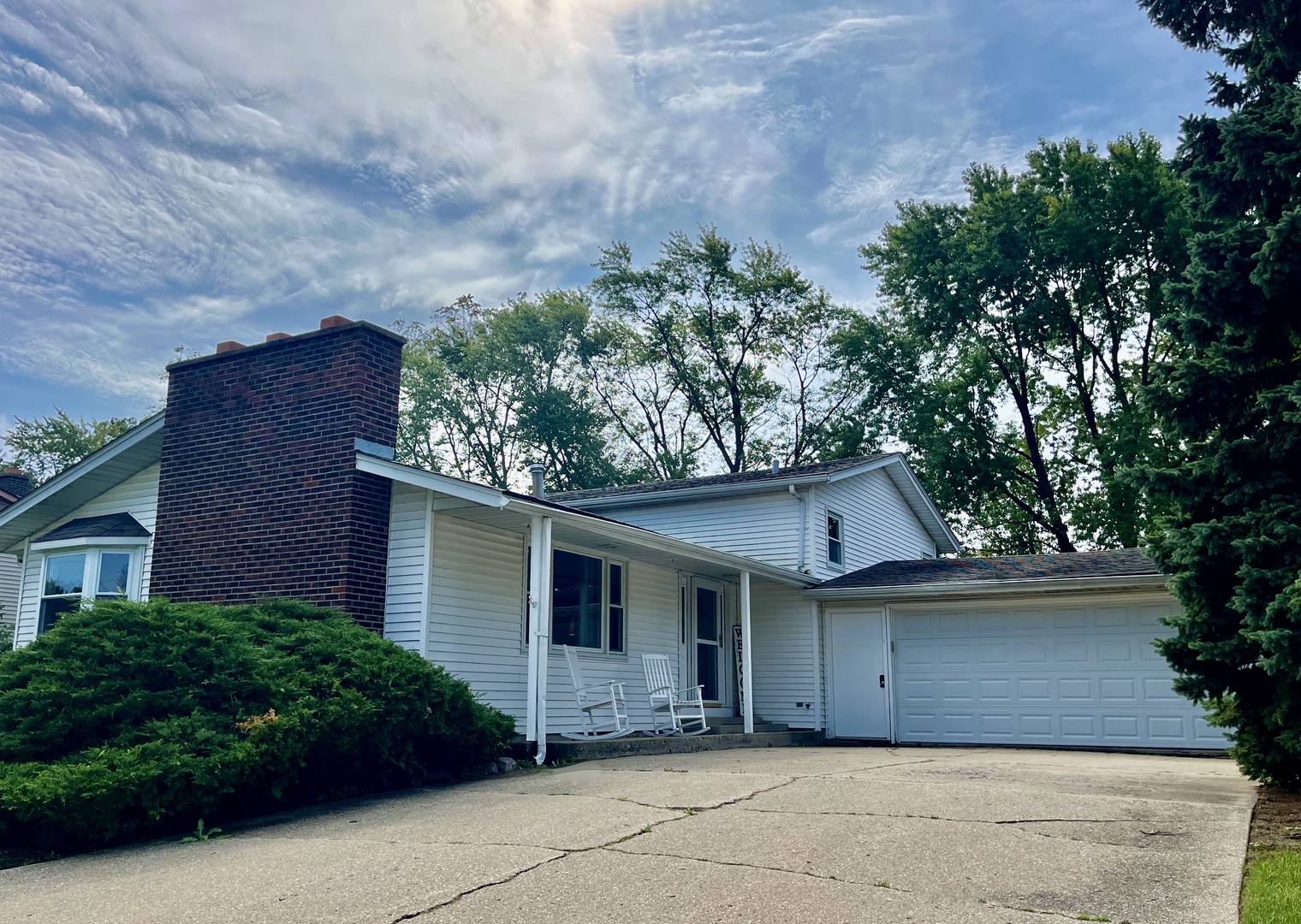 3045 20th Place, North Chicago, IL 60064