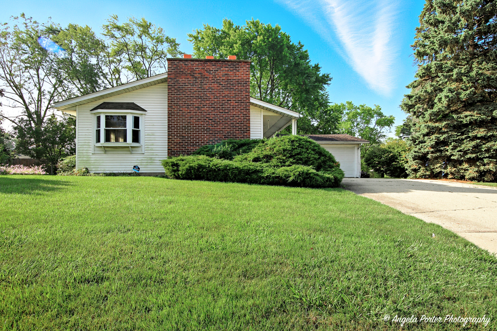 3045 20th Place, North Chicago, IL 60064