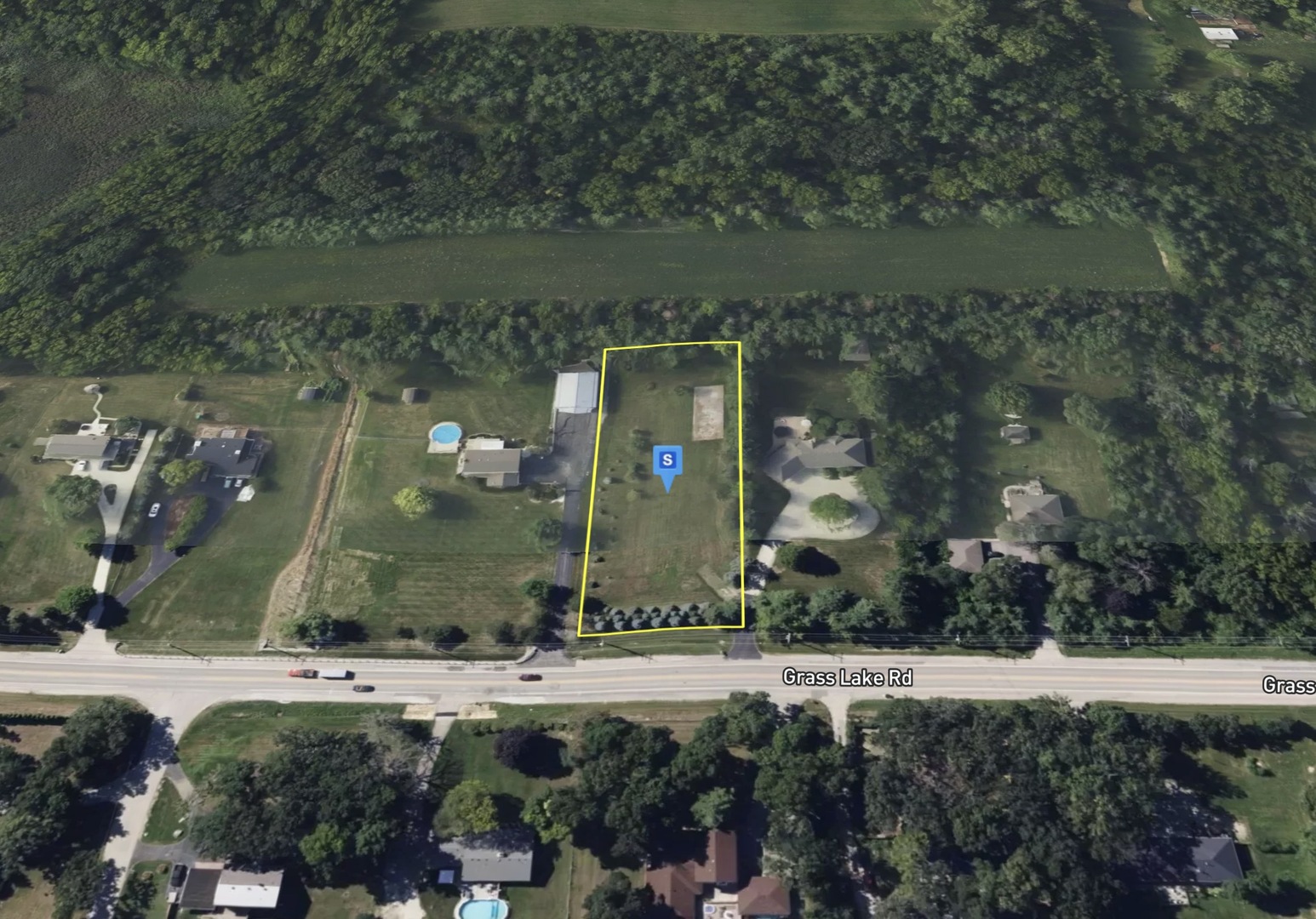 23901 W Grass Lake Road, Antioch, IL 60002