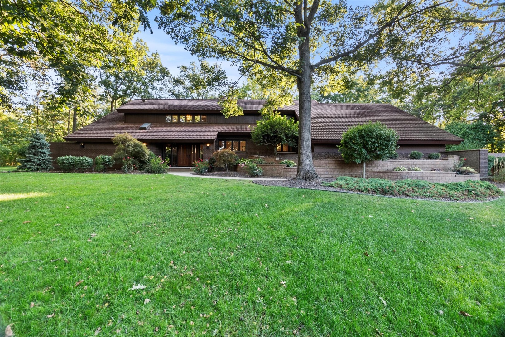 3540 Haweswood Court, Crete, IL 60417