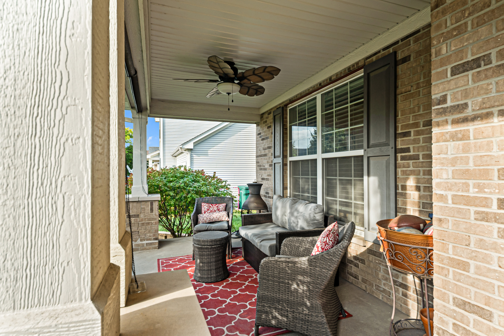 1002 Hudson Drive, Joliet, IL 60431