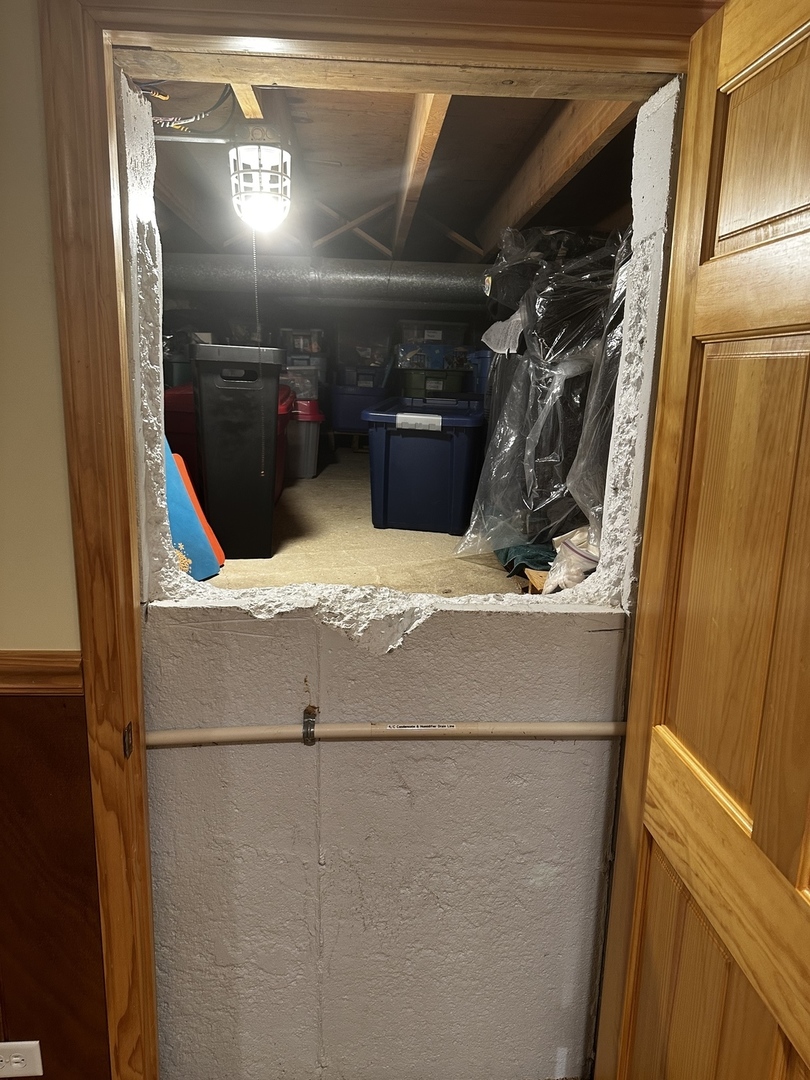 1822 E Cree Lane, Mount Prospect, IL 60056