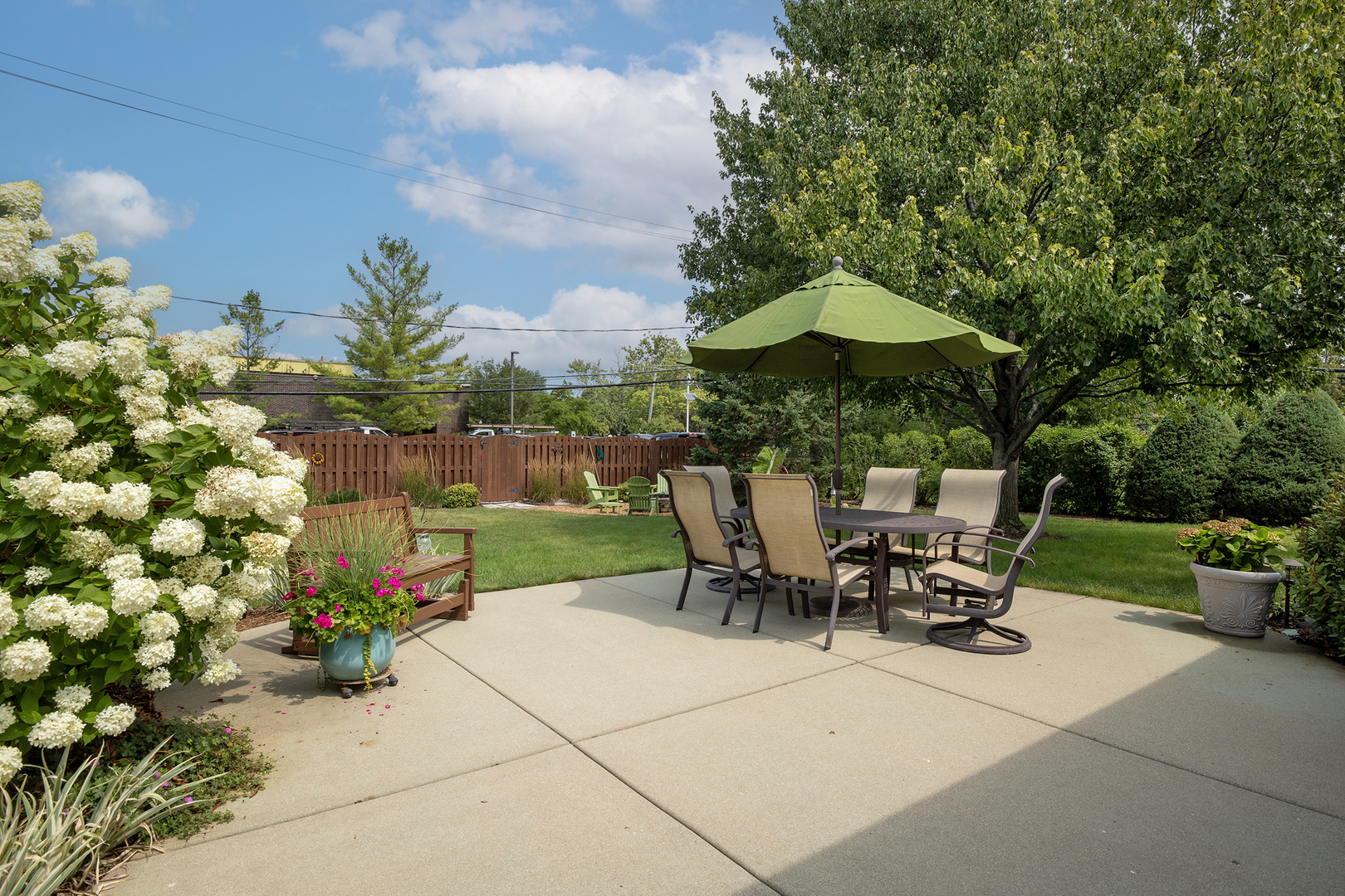 1822 E Cree Lane, Mount Prospect, IL 60056