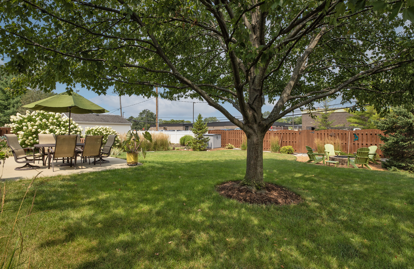 1822 E Cree Lane, Mount Prospect, IL 60056