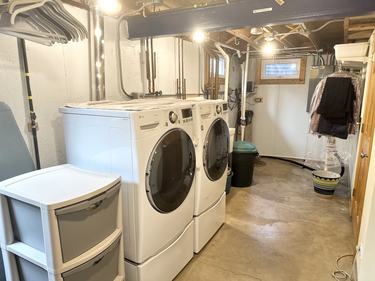 1822 E Cree Lane, Mount Prospect, IL 60056