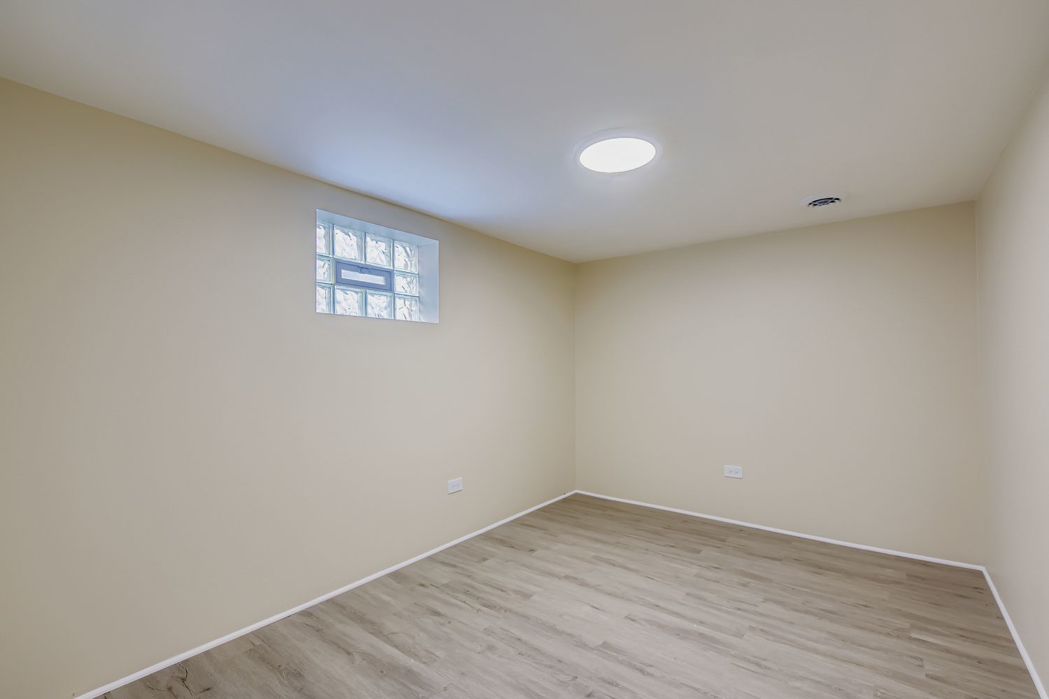 10046 S Indiana Avenue, Chicago, IL 60628