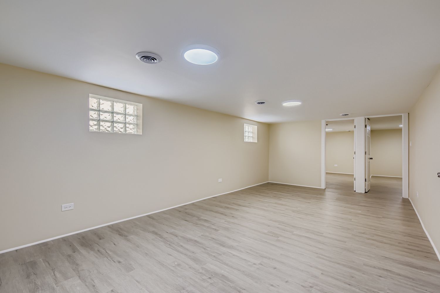 10046 S Indiana Avenue, Chicago, IL 60628