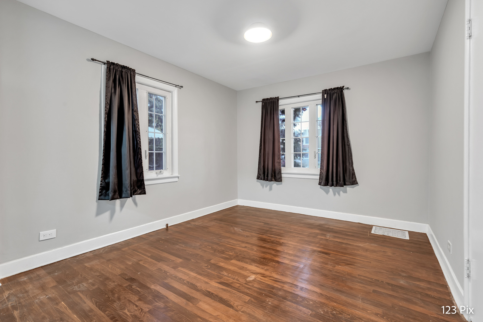 3614 W 86th Place, Chicago, IL 60652