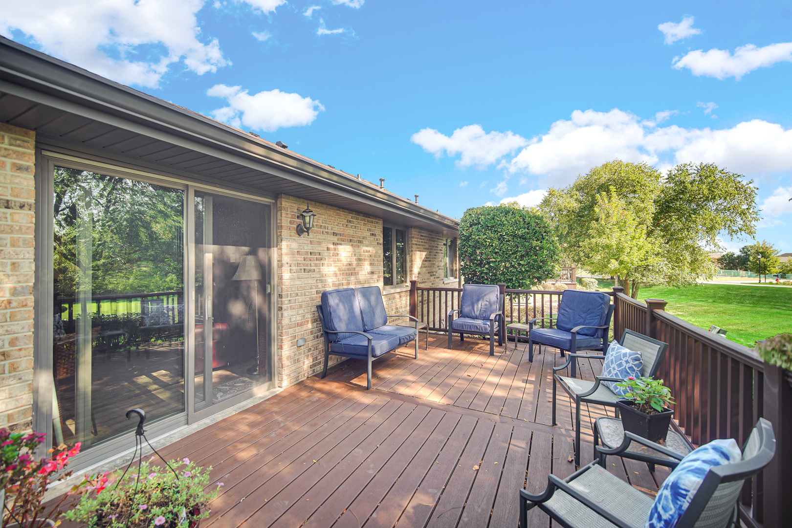 9378 Fox Run Circle, Frankfort, IL 60423