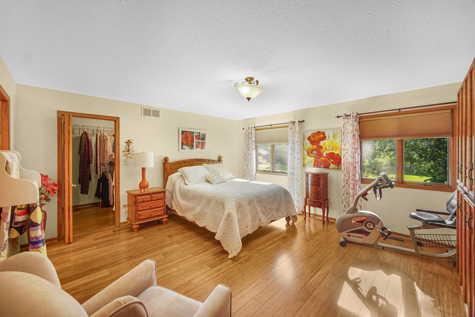 9378 Fox Run Circle, Frankfort, IL 60423