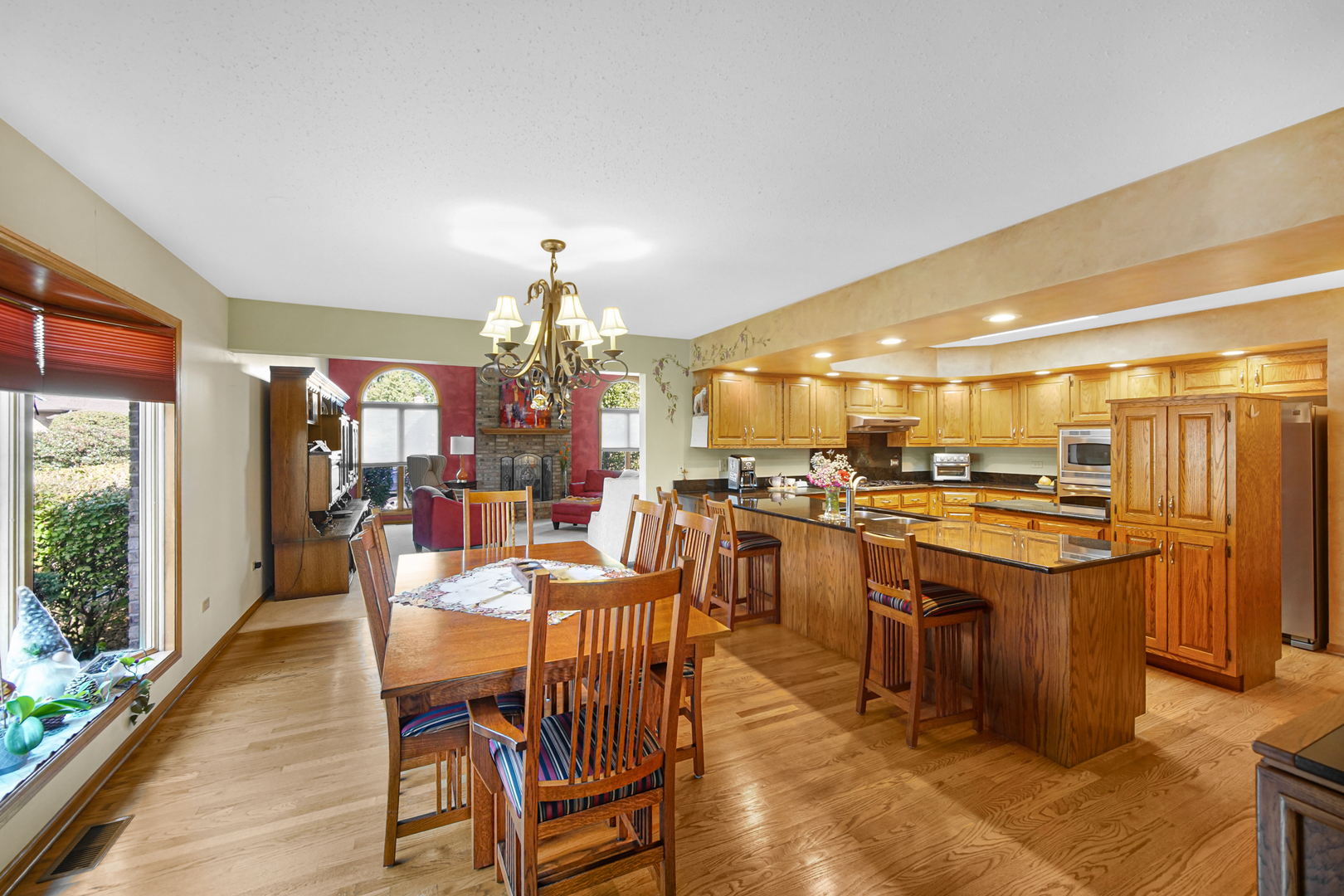 9378 Fox Run Circle, Frankfort, IL 60423