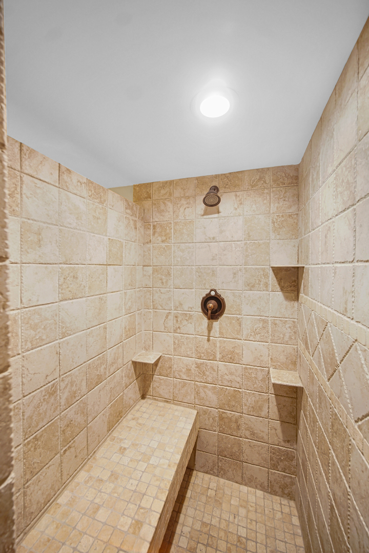 9378 Fox Run Circle, Frankfort, IL 60423