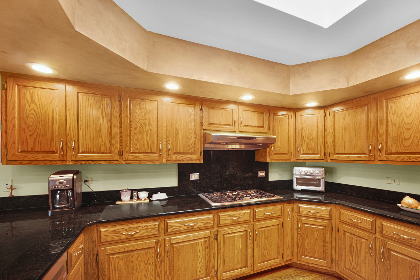 9378 Fox Run Circle, Frankfort, IL 60423