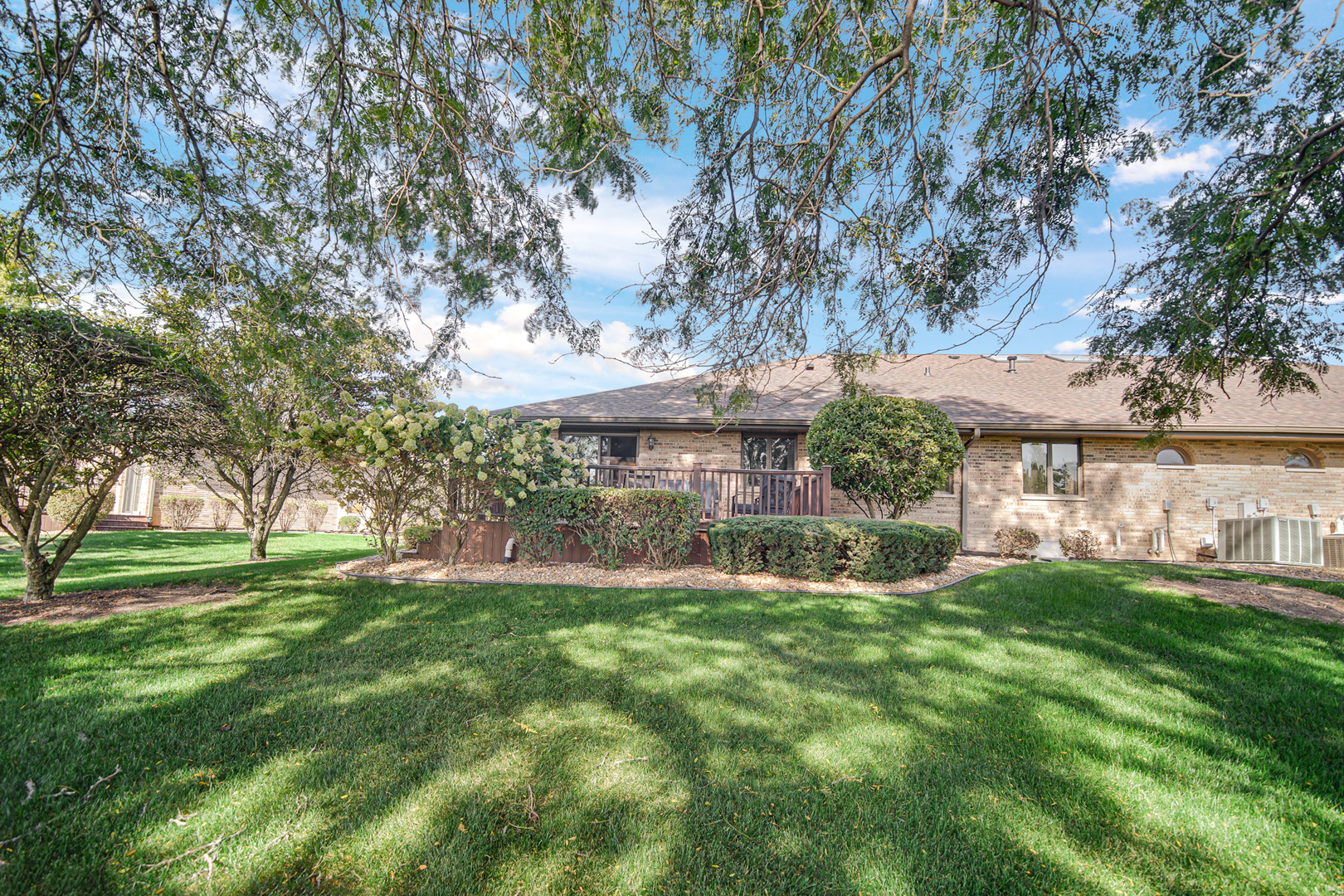 9378 Fox Run Circle, Frankfort, IL 60423