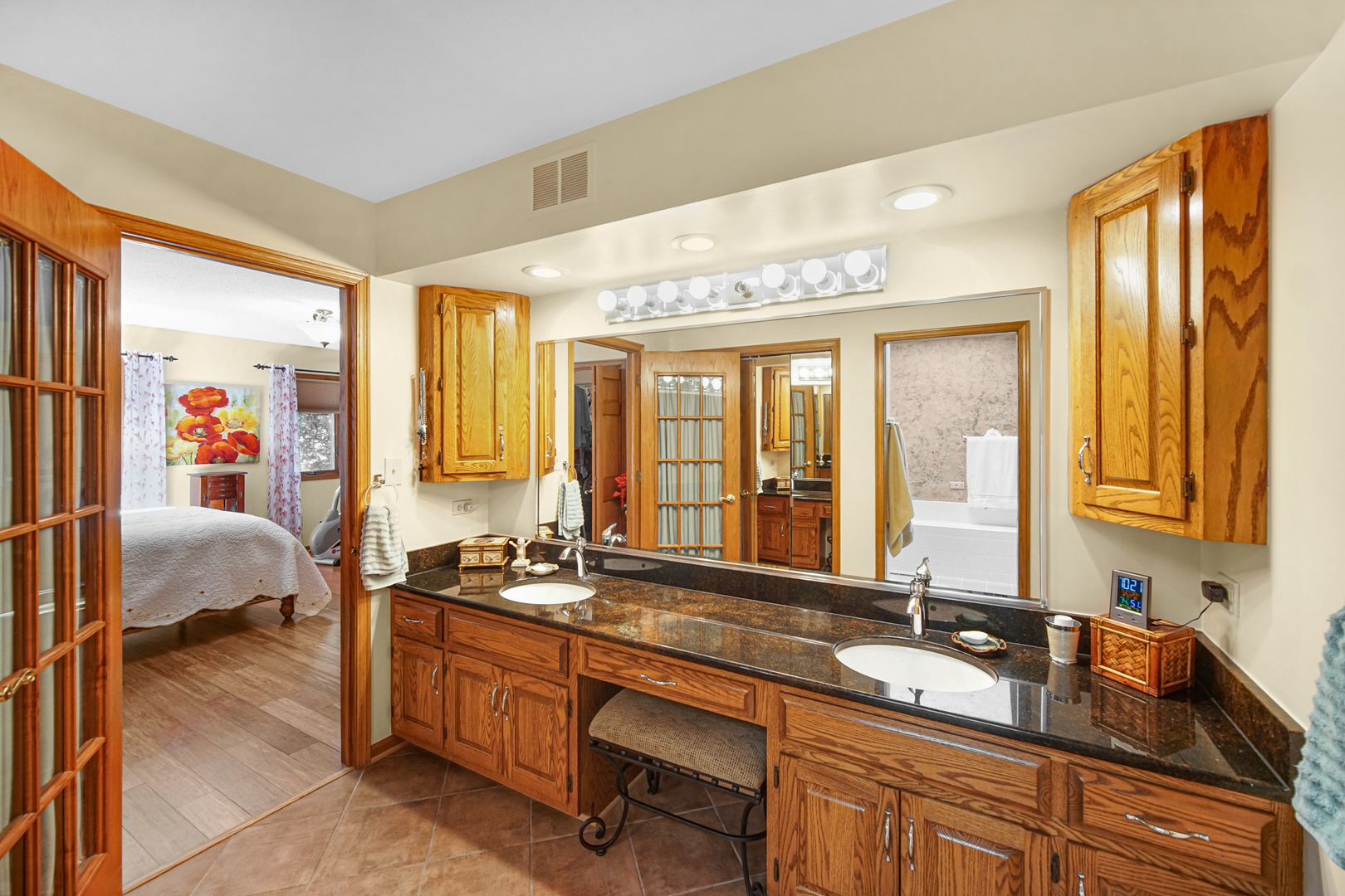 9378 Fox Run Circle, Frankfort, IL 60423