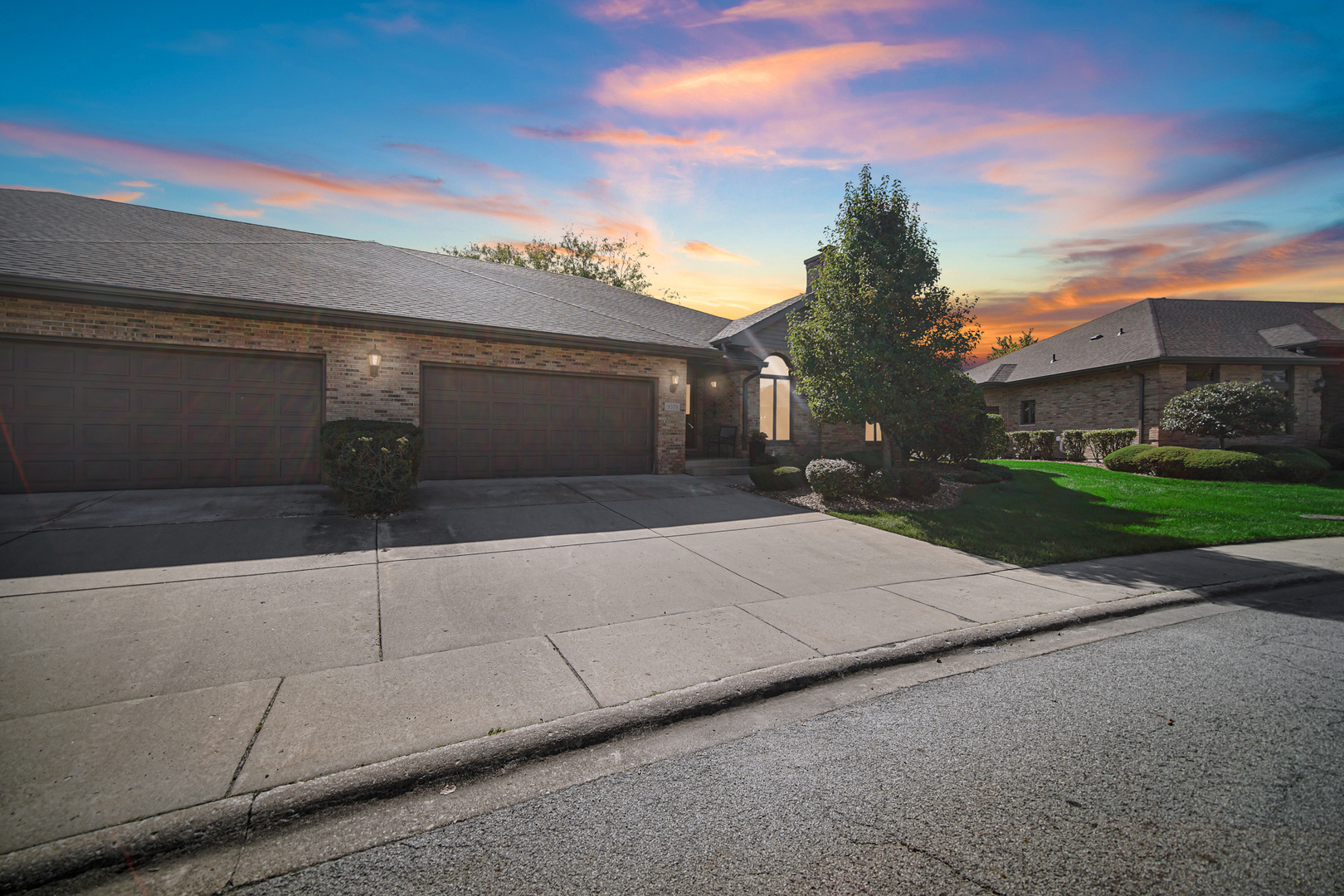 9378 Fox Run Circle, Frankfort, IL 60423