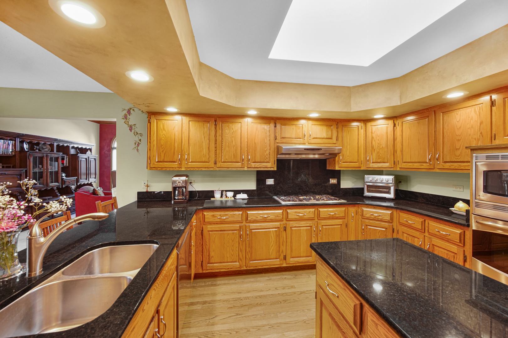 9378 Fox Run Circle, Frankfort, IL 60423