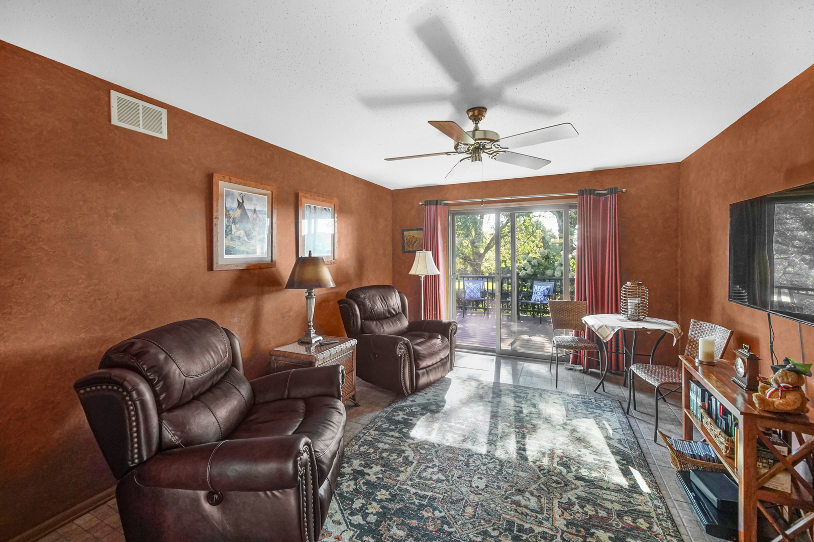 9378 Fox Run Circle, Frankfort, IL 60423