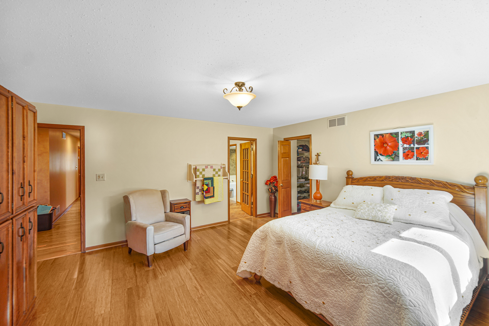 9378 Fox Run Circle, Frankfort, IL 60423