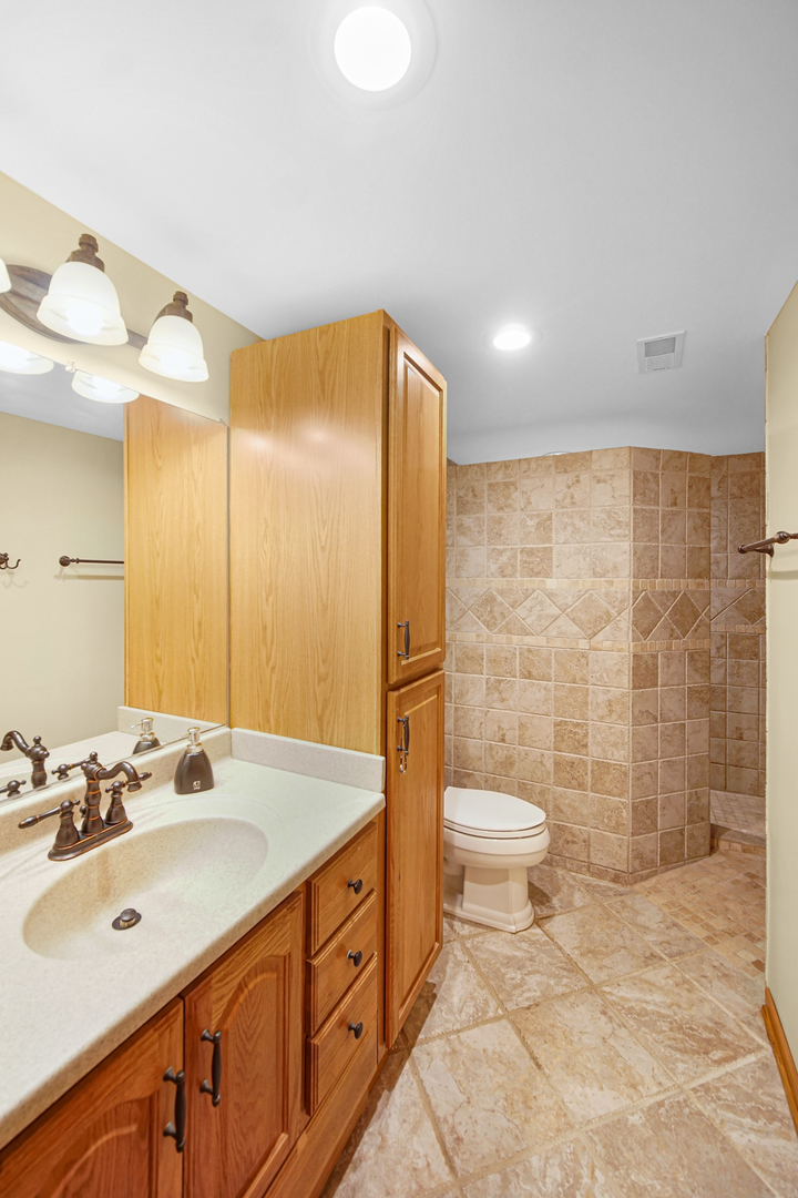 9378 Fox Run Circle, Frankfort, IL 60423