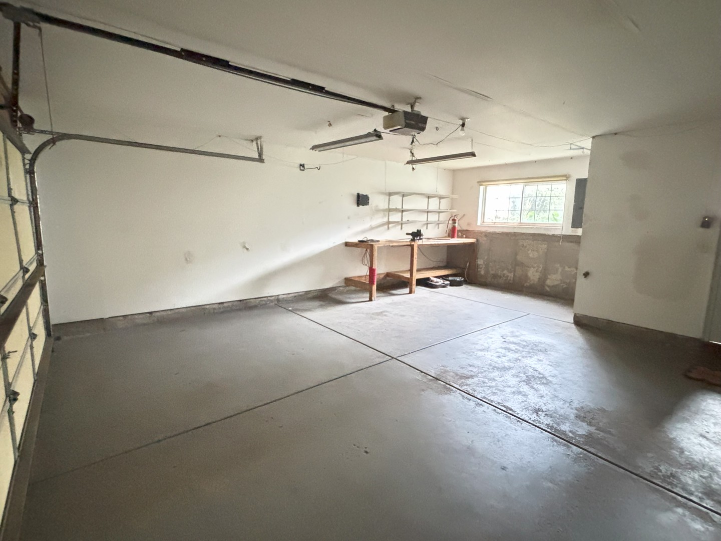 3032 Woodside Drive, Joliet, IL 60431