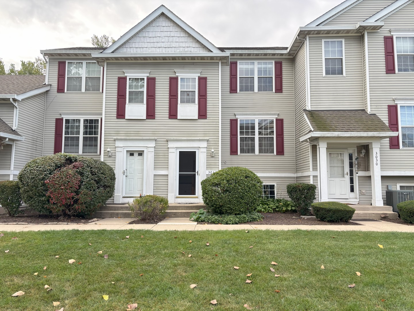 3032 Woodside Drive, Joliet, IL 60431