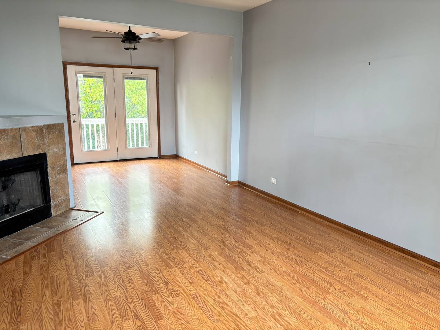 3032 Woodside Drive, Joliet, IL 60431