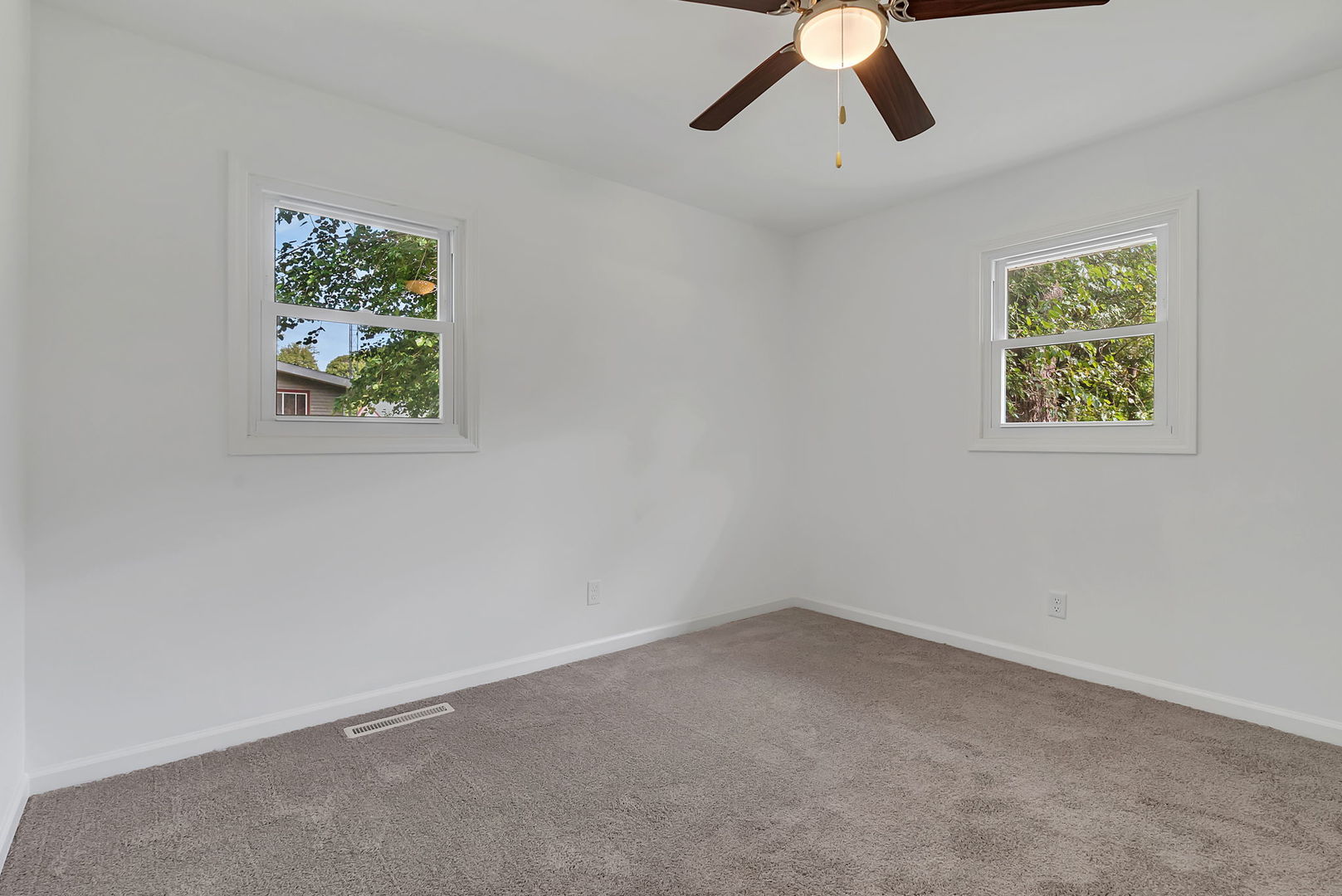 35737 Jay Drive, Custer Park, IL 60481