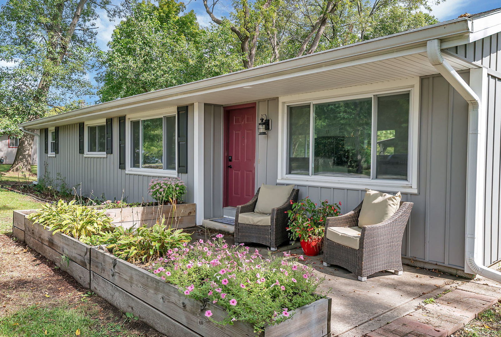 35737 Jay Drive, Custer Park, IL 60481