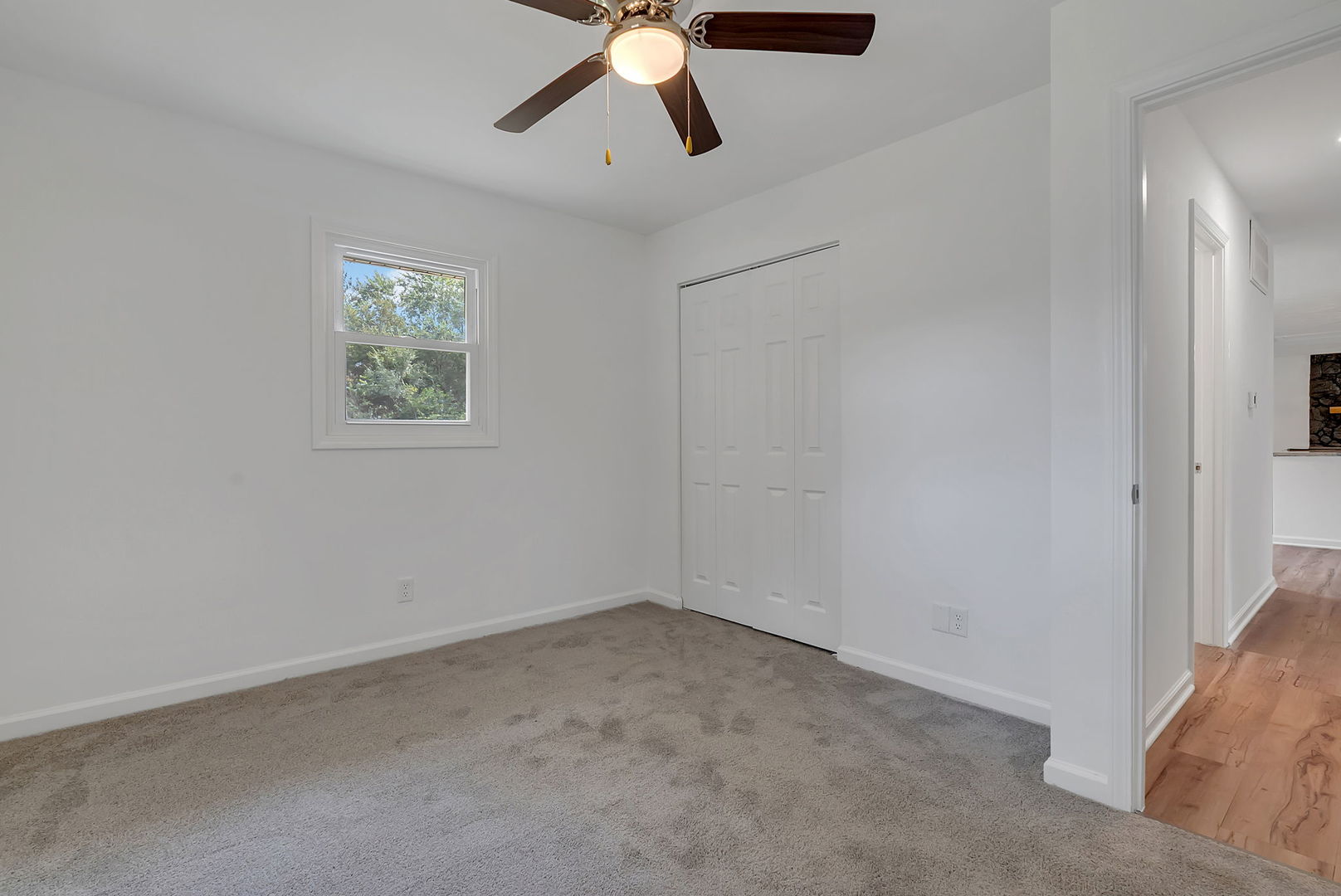 35737 Jay Drive, Custer Park, IL 60481