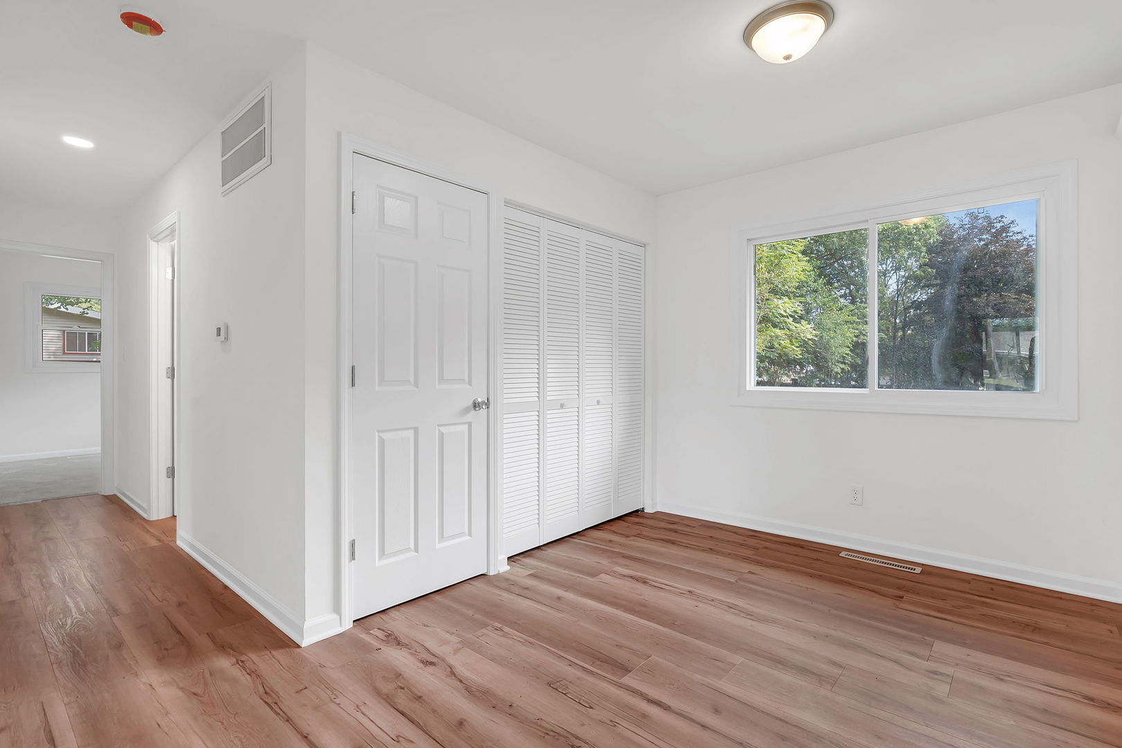 35737 Jay Drive, Custer Park, IL 60481