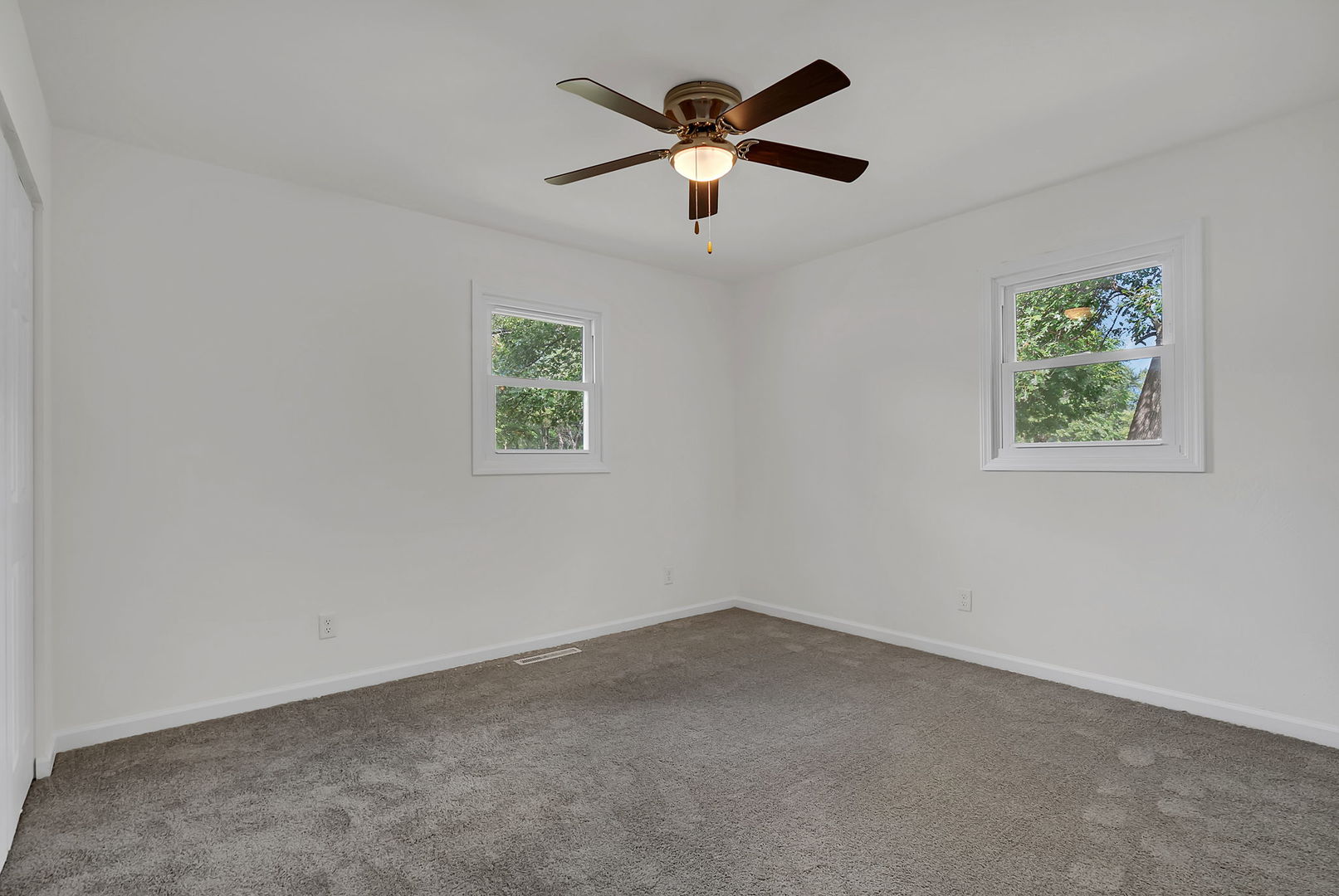 35737 Jay Drive, Custer Park, IL 60481