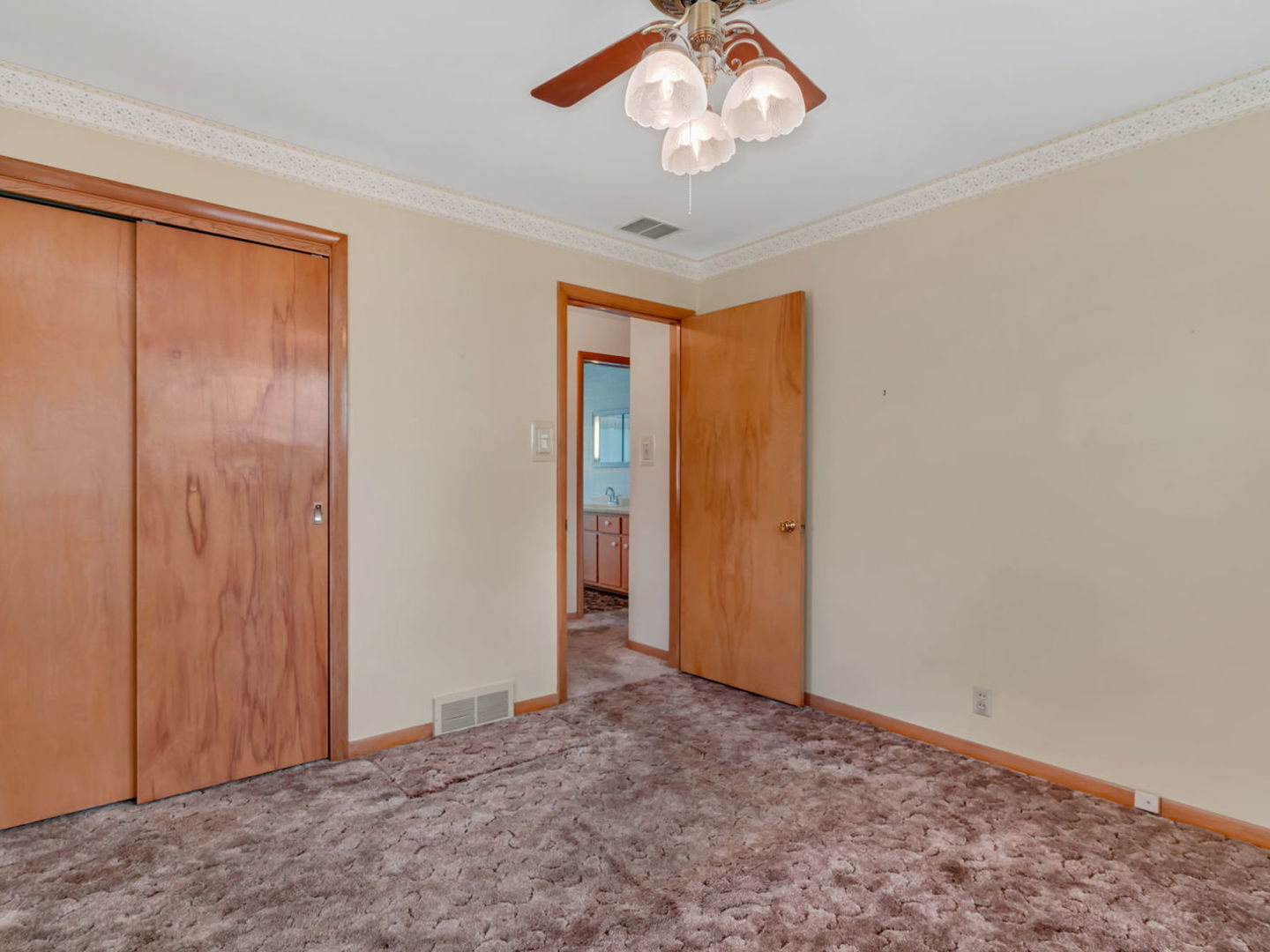 170 E Walnut Street, Coal City, IL 60416