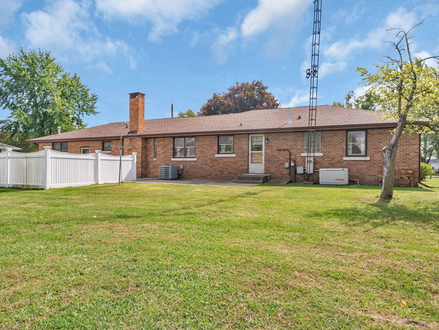170 E Walnut Street, Coal City, IL 60416
